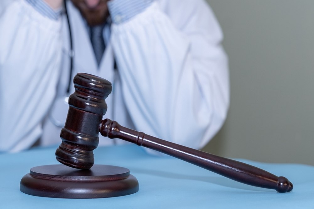 When to Seek Legal Counsel for Medication Errors Leading to Health Complications